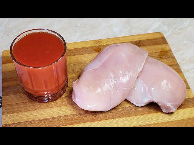 1 стакан томатного сока + филе курицы, и вы по-новому полюбите куриное мясо.