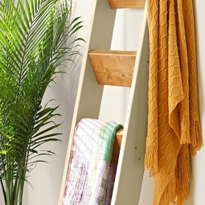 Подставка для полотенец «Лестница» своими руками