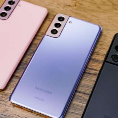 Сравнение Samsung Galaxy S20 и Samsung Galaxy S21