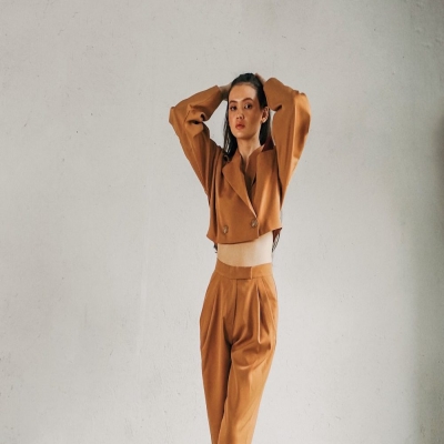 Lipinskaya Brand: купить женские брендовые костюмы