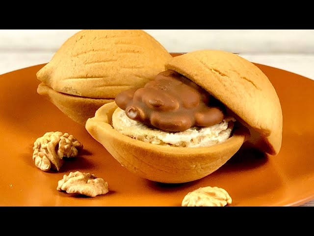 Десерт «Грецкий орех» из песочного теста