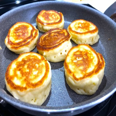 Оладьи к завтраку еще вкуснее. По-другому больше не готовлю