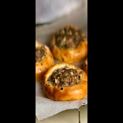Ватрушки с мясом. Съедаются десятками!