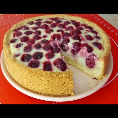 И торта не надо! Ешь его и плачешь от восторга! Нашла самый вкусный рецепт сметанного пирога!