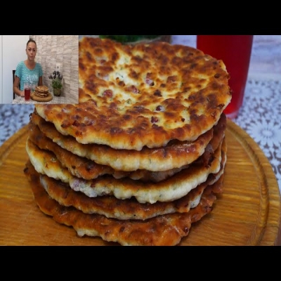 Лепешки с сыром и колбасой на сковородке. Мой выдуманный рецепт. Лепешки на кефире