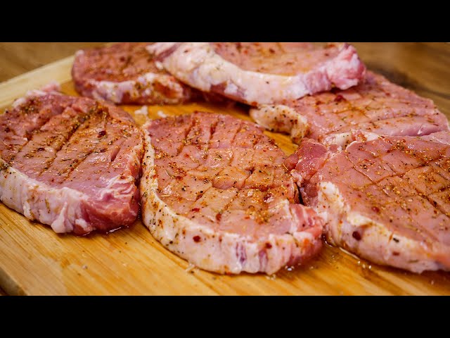 Шикарный ужин! Такого вкусного мяса вы еще не пробовали! Мясо запеченное в кабачковой шубе!