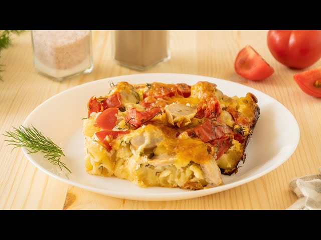 Запеканка из макарон с сосисками и помидорами