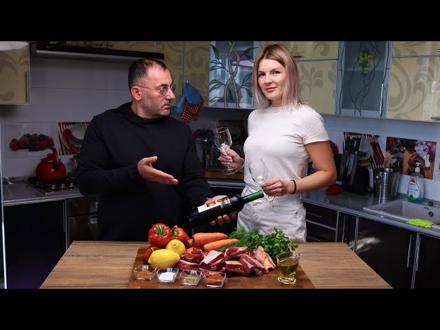 Мясо тушенное с овощами