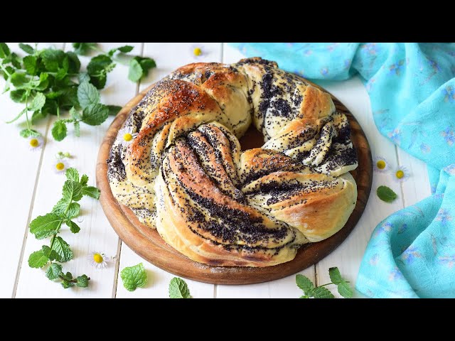 Калач с маком из дрожжевого теста  вкусной и эффектной выпечки к чаю
