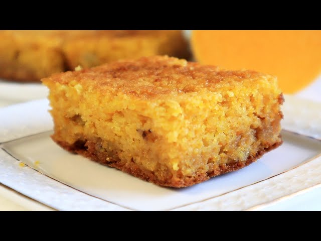 Просто размешал все ложкой и в духовку! Манник на кефире тыквенный
