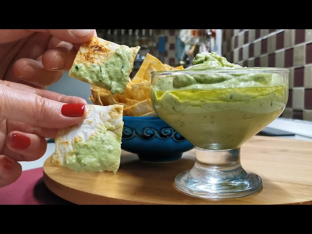 Быстрый и полезный перекус на скорую руку! Вкуснятина из лаваша и авокадо за считанные минуты