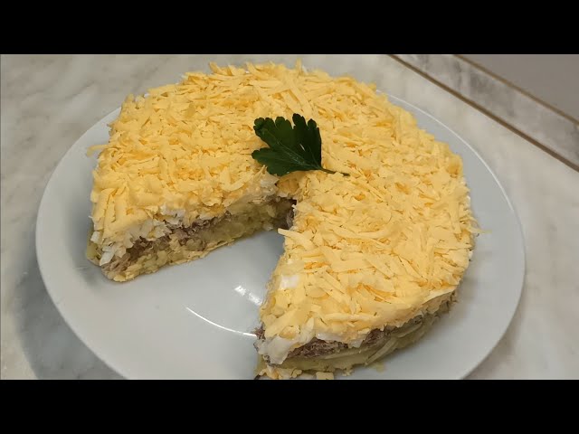 Салат с рыбными консервами