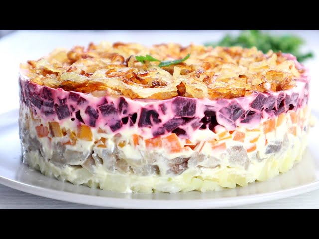 Попробуйте именно ТАК! Селёдка  ПОД ШУБОЙ с особым вкусом! Все дело в жареном луке от Вика-Простые Рецепты