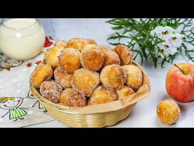 За ПЯТЬ минут к чаю! Вкуснее чем оладьи и печенье - яблочные пончики без дрожжей от Сибирячка готовит