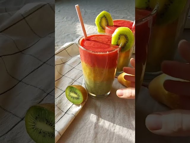 Фруктовый слоёный смузи от Юлия Леночкина