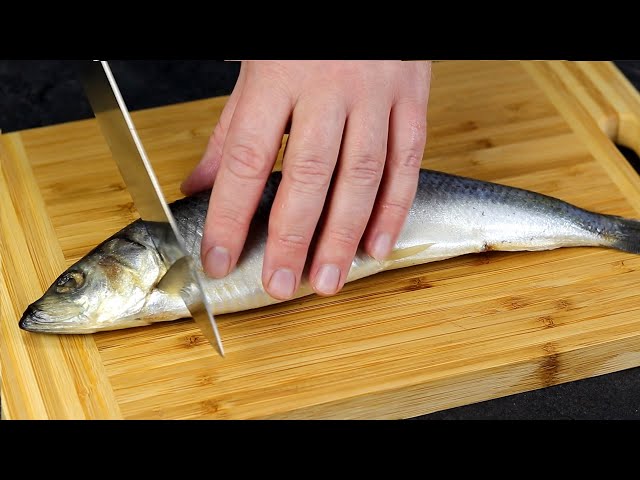 Праздничный салат из селёдки от Вкусные советы