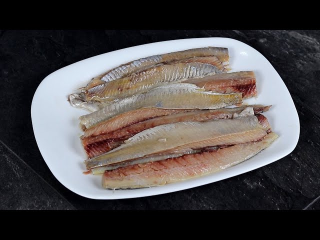 Закусочный салат из селёдки от Вкусные советы