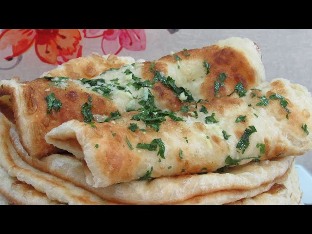 Чесночные лепешки на сковородке от Вкусный уголок