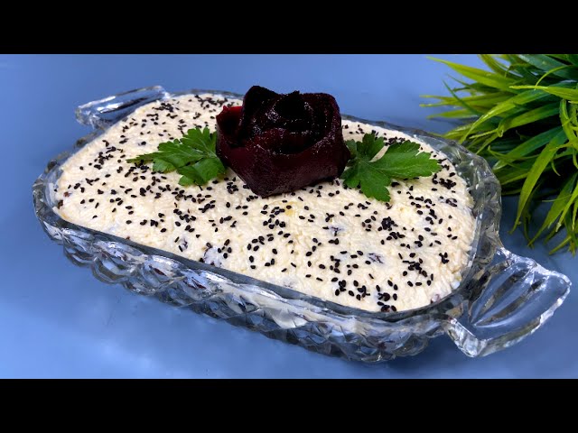 Праздничный салат с печенью и маринованным луком от Мелодия вкуса