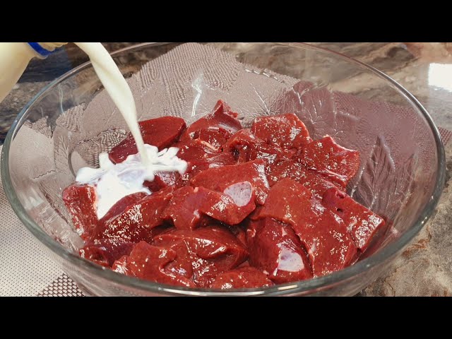 Ух, как же это вкусно! Точно вкуснее еще не ела, я всегда буду так готовить печень!