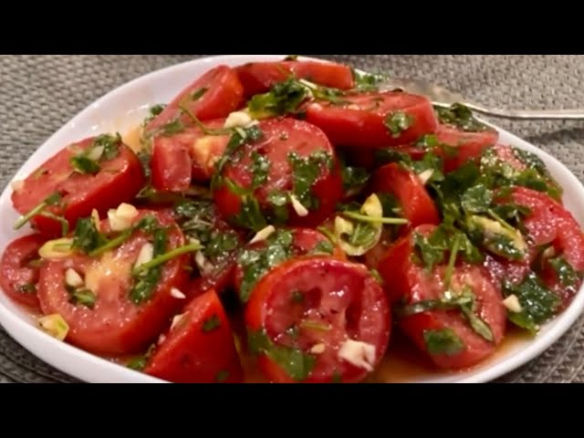 Вкуснее салатов! Супер закуска из помидор. Подходит к любому гарнитуру.