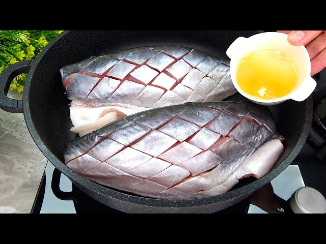 Такого рецепта еще не было, шеф-повар из Таиланда научил меня так вкусно готовить рыбу. Удивила всех