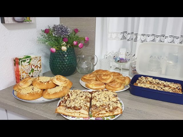 Плюшки сахарные! Ватрушки с крошкой! Кухен двойной