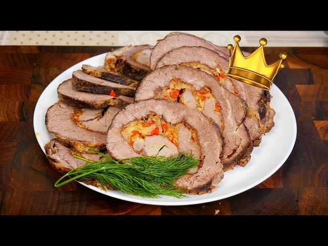 Такое мясо вкусно и в горячем и в холодном виде. Мясной рулет на новогодний стол