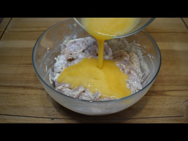 Просто залейте яйцами куриную грудку!  Быстро, вкусно и очень нежно! Рецепты простой кухни