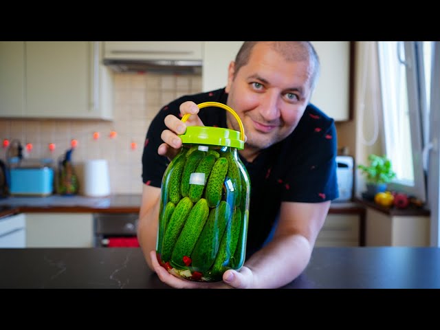 Маринованные огурчики - готовятся быстро, съедаются еще быстрее