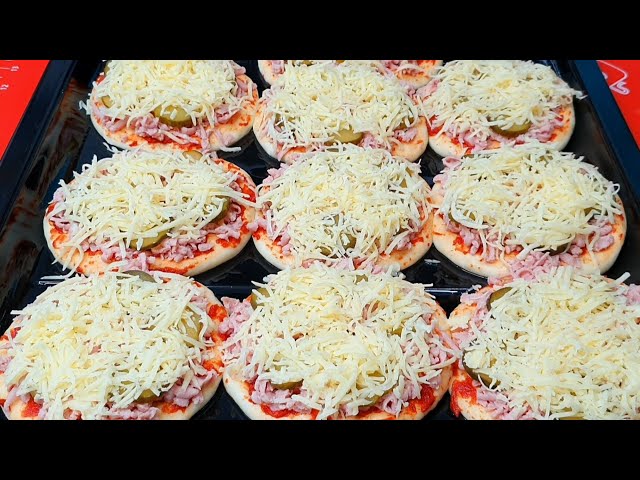 Беру томатную пасту! Ох какая вкуснятина! Муж хочет, чтобы я пекла этот рецепт 3 раза в неделю!