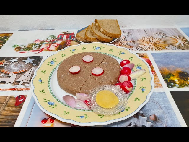 Холодец из перекрученого вареного мяса! Так многие делали в наших селах