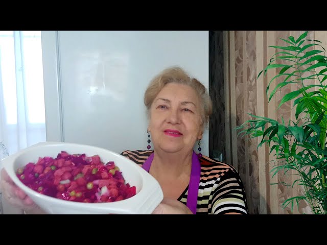 Вкусный и полезный салат из свеклы. Его вкус вас покорит. Съедят за минуту. Просто объедение
