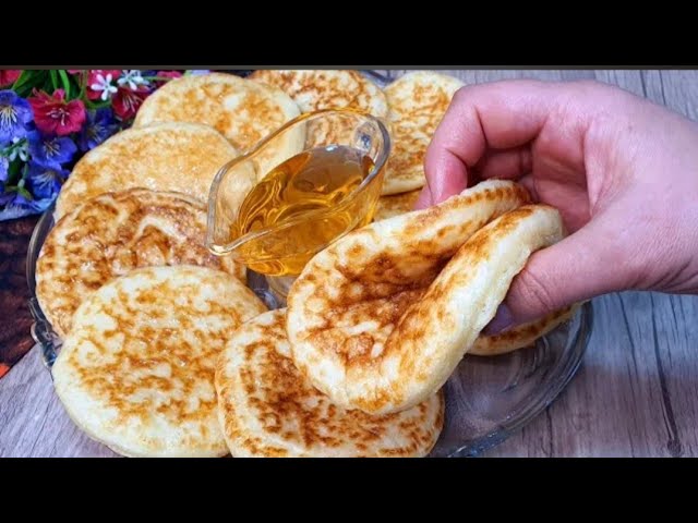 Какие они нежные и воздушные как облако. Мука манка и вода. Я не устаю их готовить.