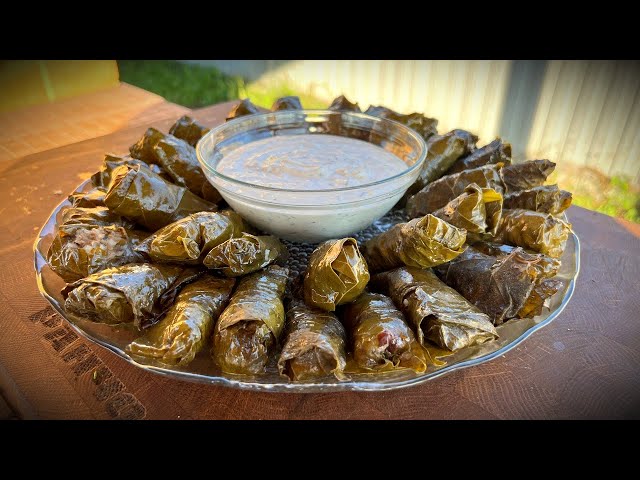 Вкуснейшая сочная долма из виноградных листьев в казане