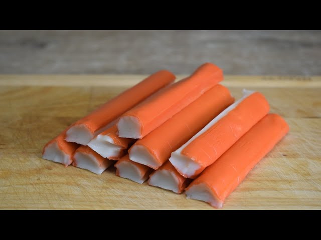 Этот салат сразу стал нашим любимчиком! Новый салат из простых продуктов! Рецепт ароматных сухариков