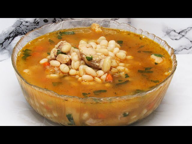 На второй день еще вкуснее! Фасолевый суп с мясом - вкусно и просто на обед