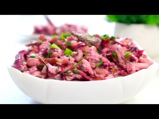 Нет слов какой обалденный салат из обычной свеклы! Такой простой, а такой вкусный!