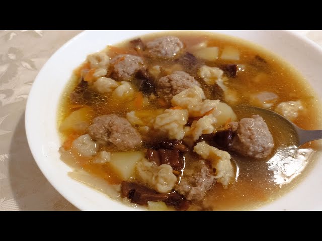 Потрясающий грибной суп с клёцками.Прекрасный вкус и аромат.