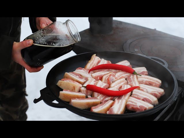 Сало вкуснее мяса. Грудинка с пивом в сковороде