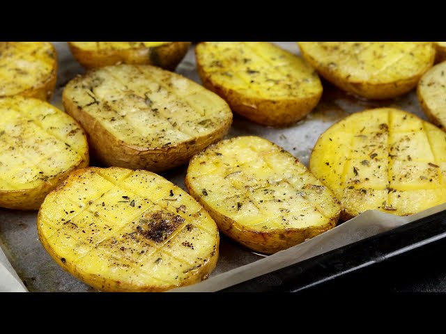 Я очень советую приготовить так картошку! Самая вкусная картошка в духовке! Картофель по-французски