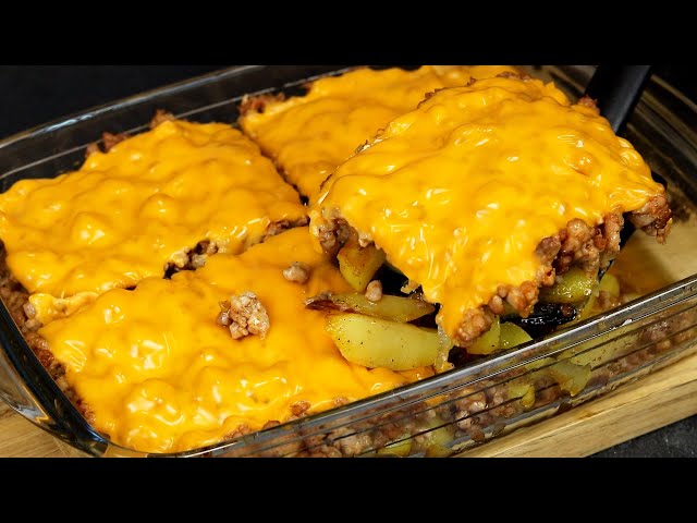 Мясная запеканка, потрясающе сытная на обед или ужин! Очень просто, вкусно и быстро. Фарш с картошкой
