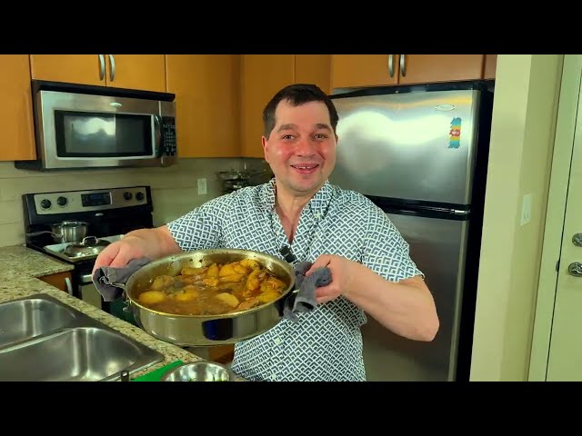 Очень вкусный ужин. Жаркое по-домашнему. Большое блюдо для всей семьи. Вкуснейшая картошка с мясом!