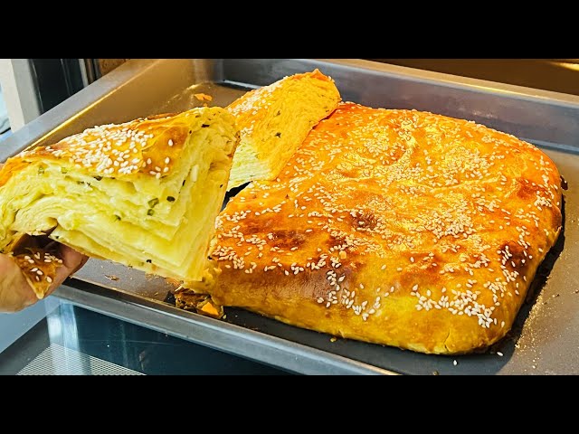 До чего же это вкусно. 2 яйца, стакан кефира и мука. Такой пирог в магазине не купить. Необычный хачапур