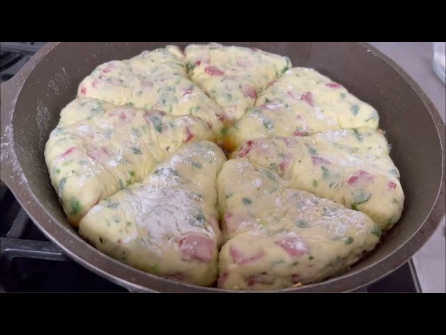 Мгновенная вкуснятина на кефире из простых и доступных продуктов. Проще простого. Пальчики оближешь