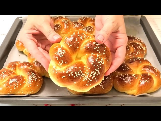 Фигурные, сдобные булочки