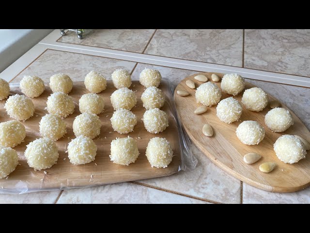 Очень просто! Домашние конфеты Raffaello получились вкусными!