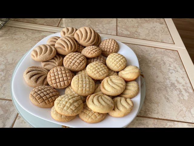 Настолько вкусно и быстро, что приготовила две порции. Улётное песочное печенье.