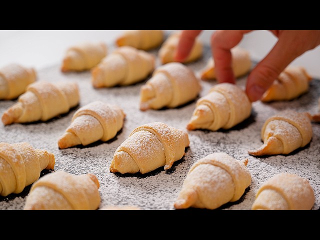 Вкусно - не значит дорого! Быстрые рогалики на сметане!