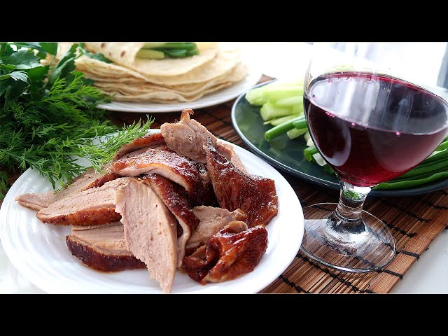 Утка почти по-пекински с китайскими блинчиками